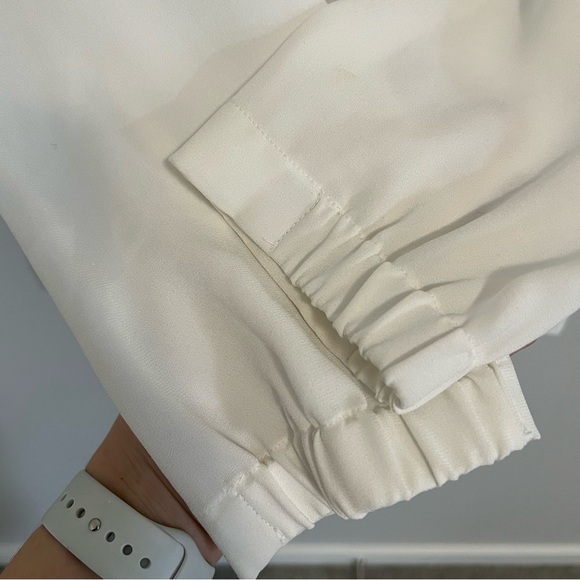 Aritzia Babaton Rodrigo Blouse Off Shoulder White Blouse - Picture 13 of 15